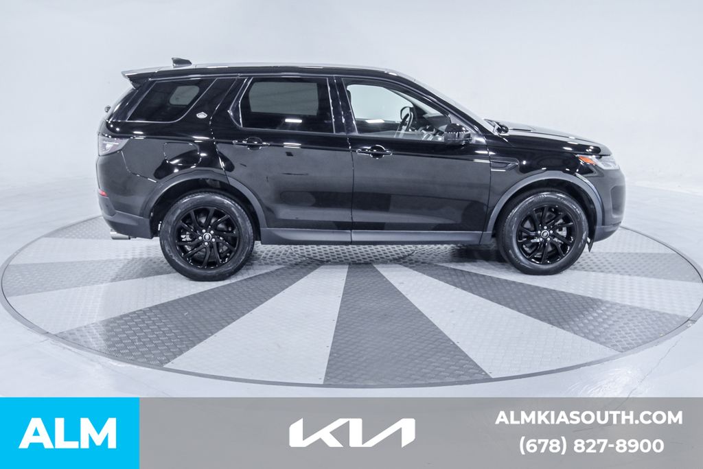 2020 Land Rover Discovery Sport S photo 11