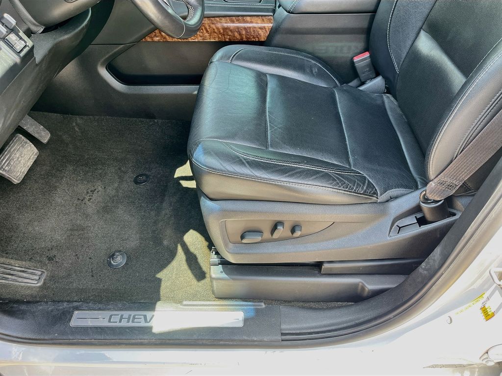2017 Chevrolet Tahoe Premier White at Bravo Nissan