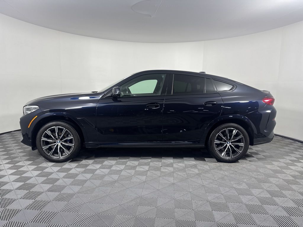 Thumbnail: 2022 BMW X6 - 8
