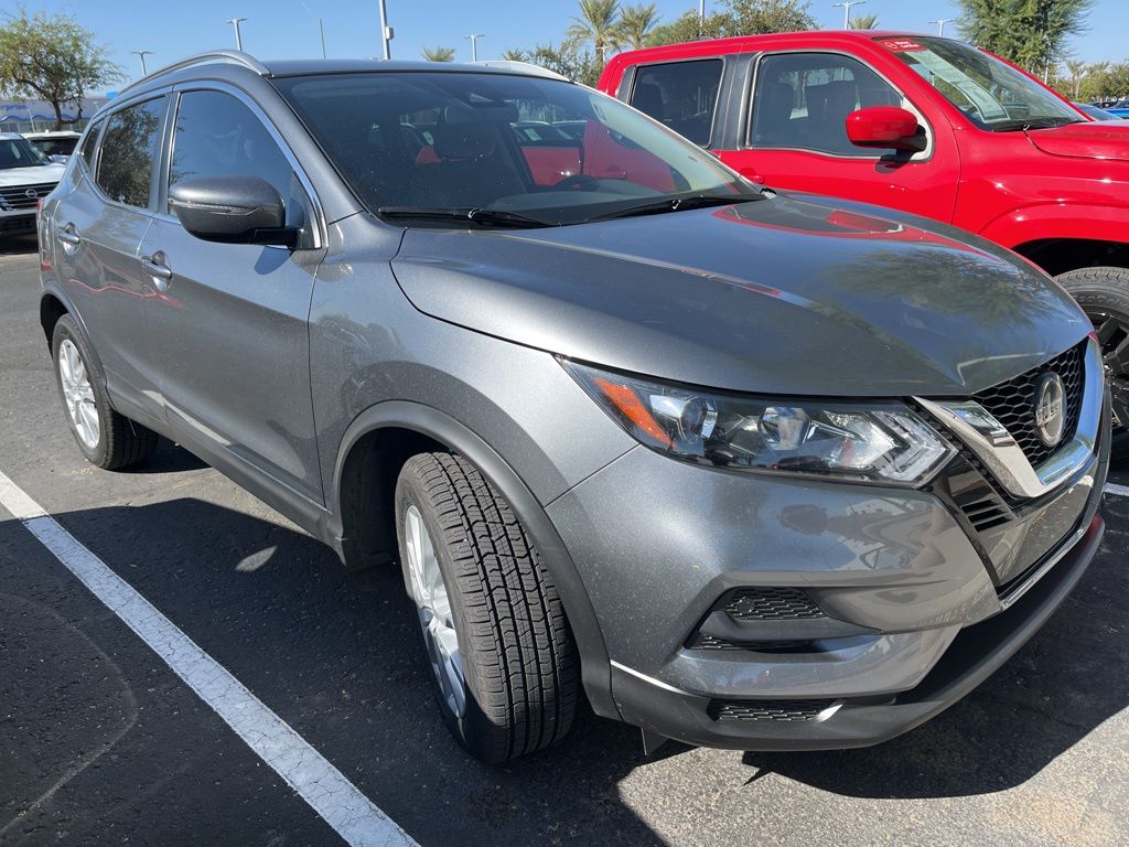 2020 Nissan Rogue Sport SV 3