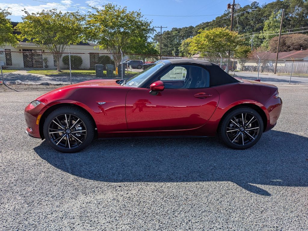 2026 Mazda MX-5 Miata Grand Touring
