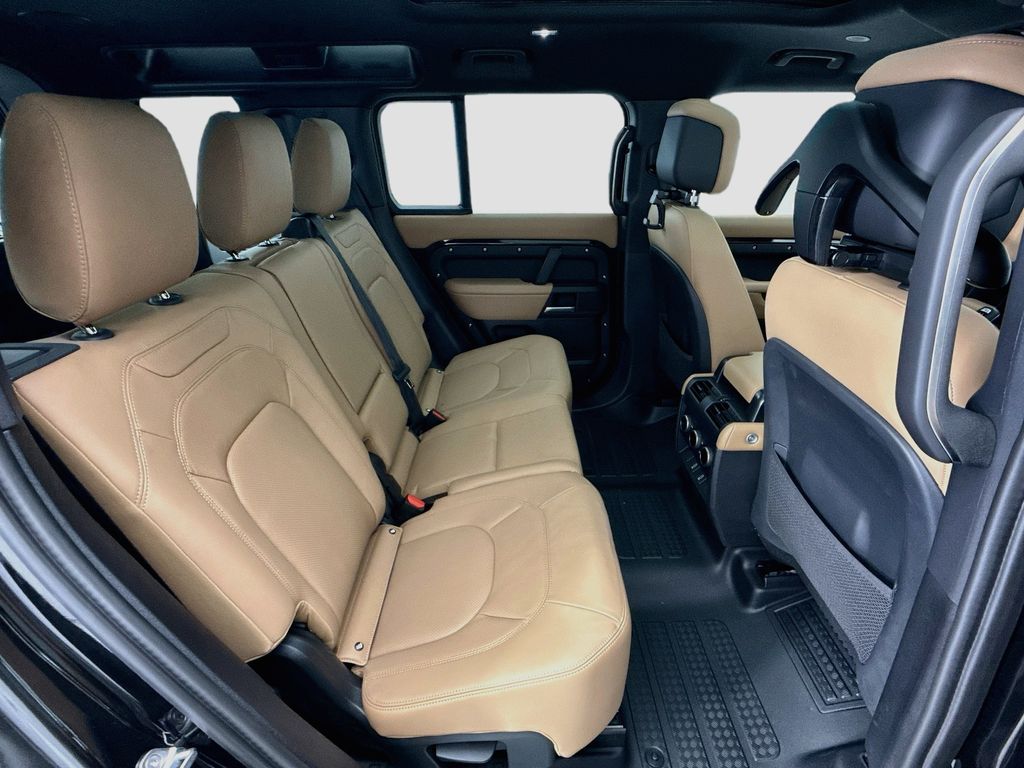 Thumbnail: 2026 Land Rover Defender - 20