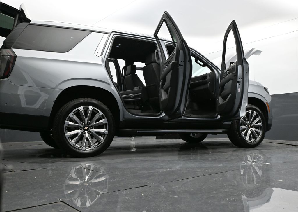 2025 Chevrolet Tahoe 4WD High Country