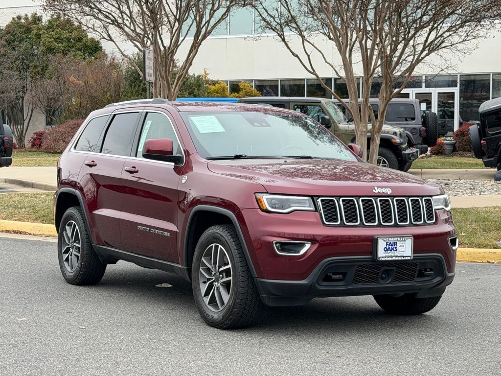 2020 Jeep Grand Cherokee Laredo 4WD