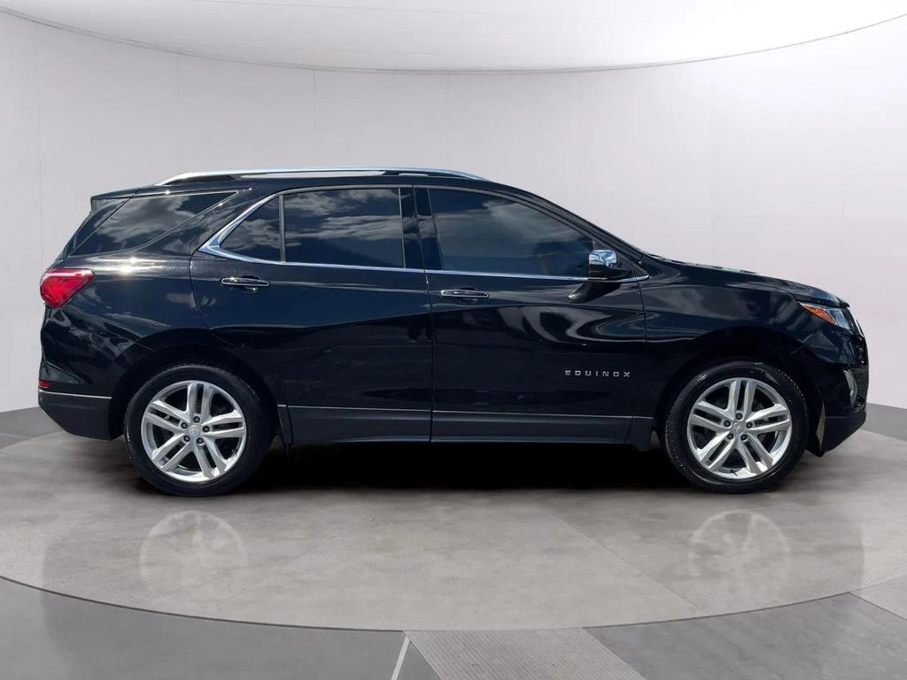 Used 2019 Mosaic Black Metallic Chevrolet Premier image 6