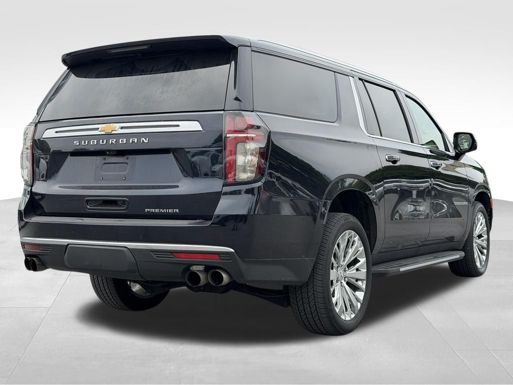 2022 Chevrolet Suburban 4WD Premier