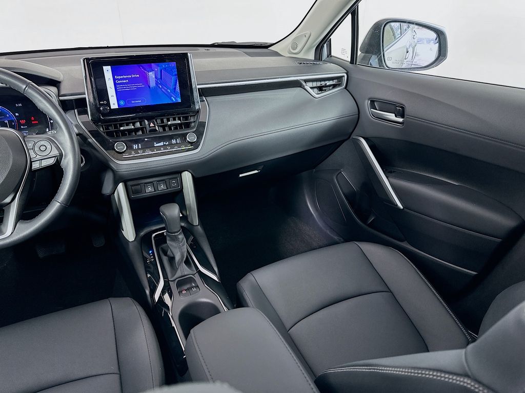 Thumbnail: 2023 Toyota Corolla Cross - 24