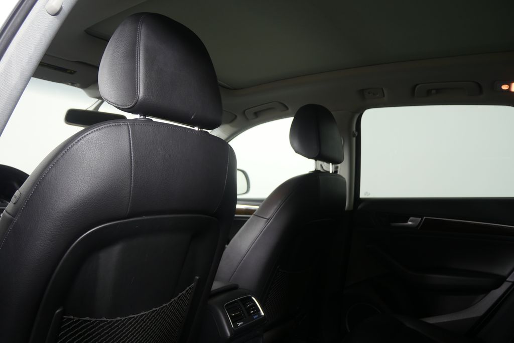 Thumbnail: 2016 Audi Q5 - 14