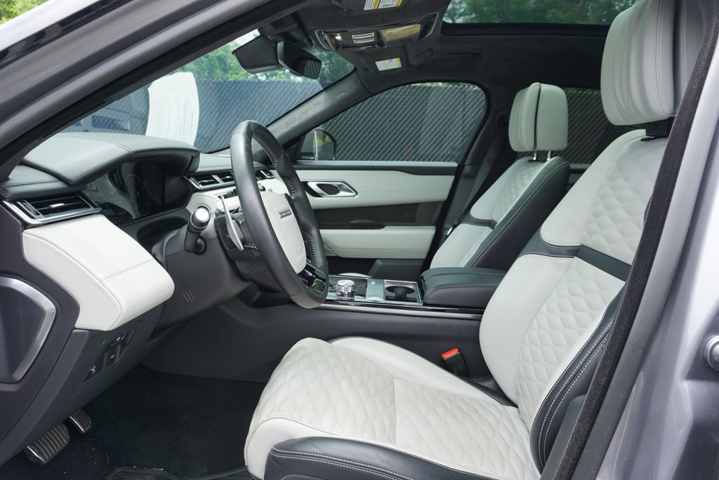 Thumbnail: 2020 Land Rover Range Rover Velar - 9