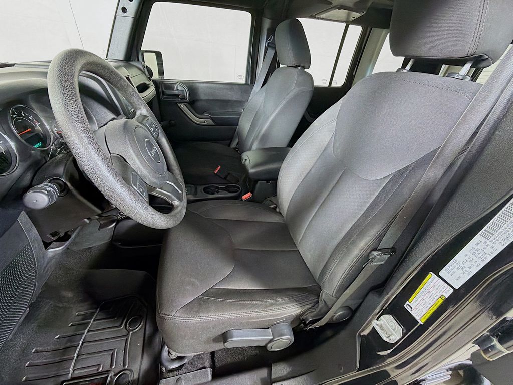 Used 2016 Jeep Wrangler SUV