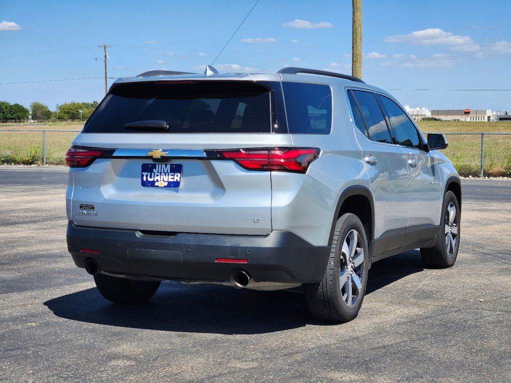 2022 Chevrolet Traverse LT Leather 5