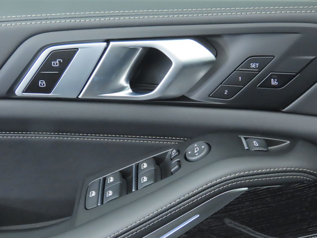 Thumbnail: 2026 BMW X5 - 24