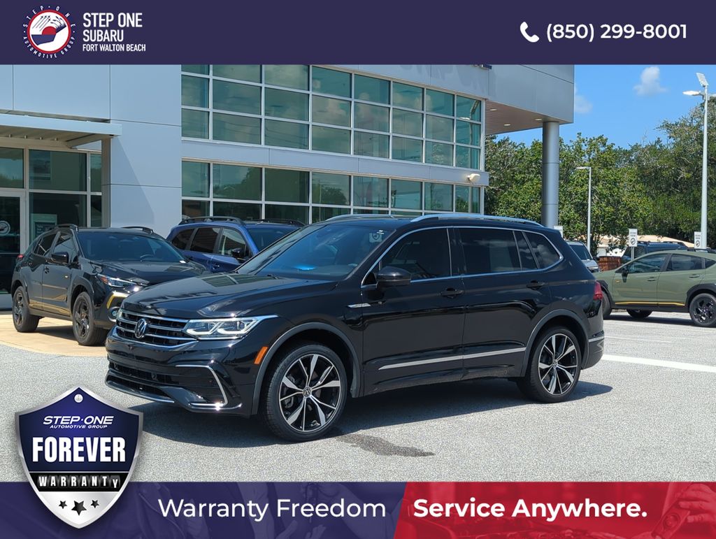 Deep Black Pearl 2024 Volkswagen Tiguan SUV / Crossover All-Wheel Drive 8-Speed Automatic
