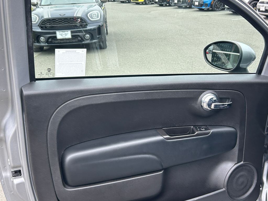 Thumbnail: 2019 Fiat 500e - 11