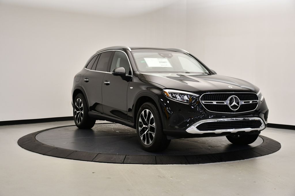 2025 Mercedes-Benz GLC 350 7