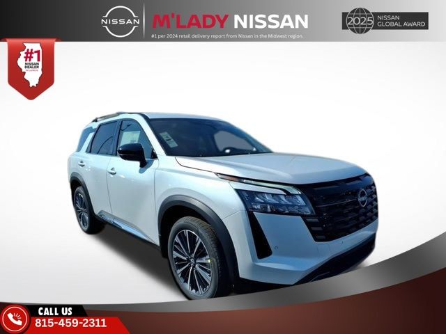 2026 Nissan Pathfinder Platinum 4WD's photo