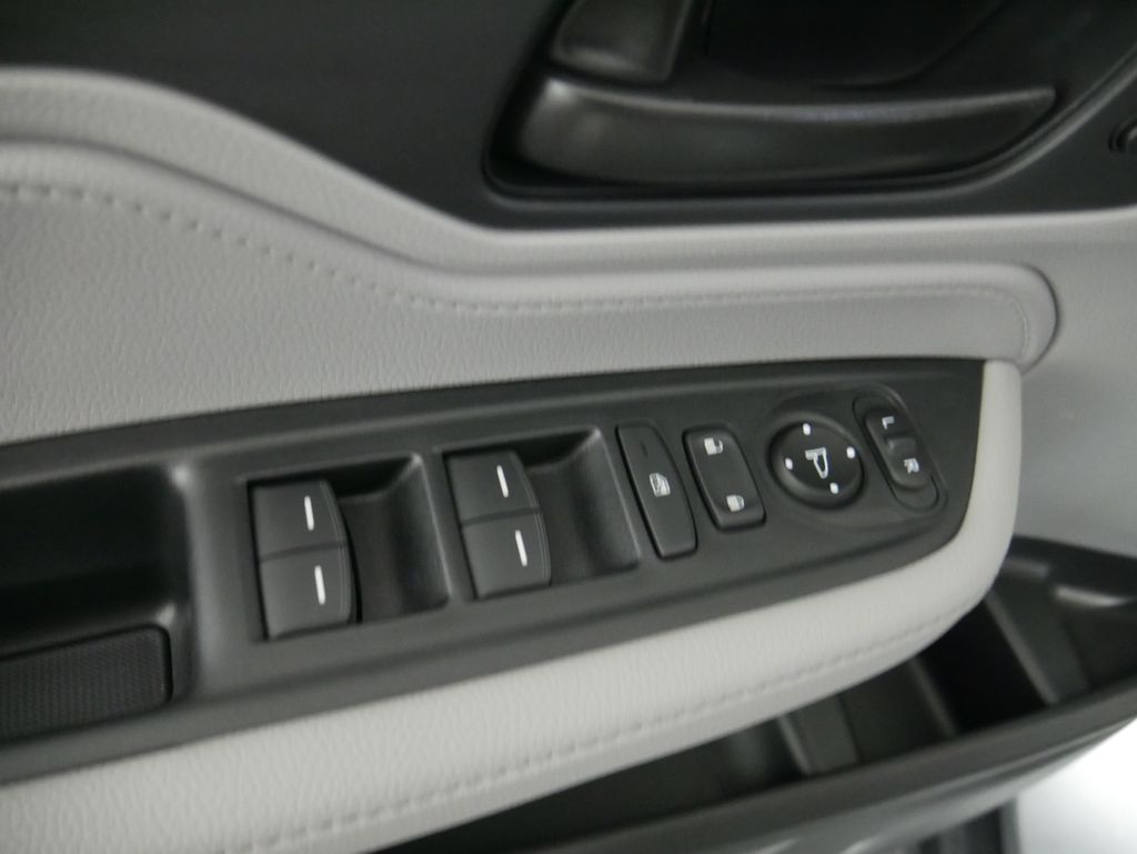 Thumbnail: 2023 Honda Odyssey - 29