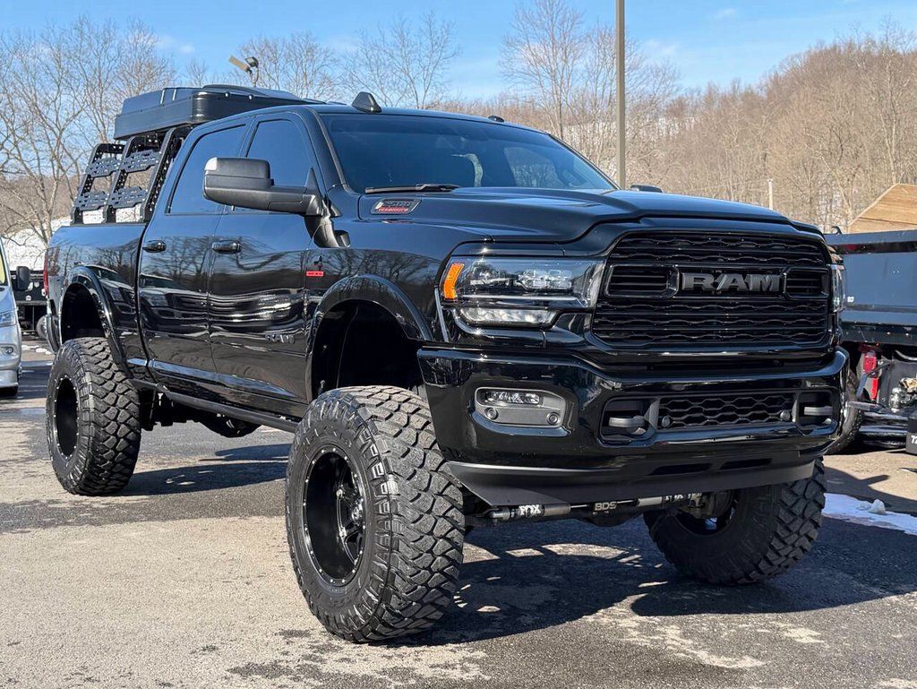 2022 RAM 2500 Limited Crew Cab 4WD    