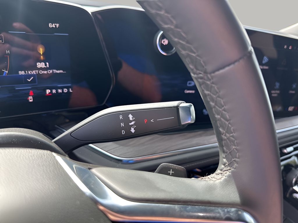 Used Car 2025 Chevrolet Suburban  Z71 For Sale Under $70,000 In Austin, Texas