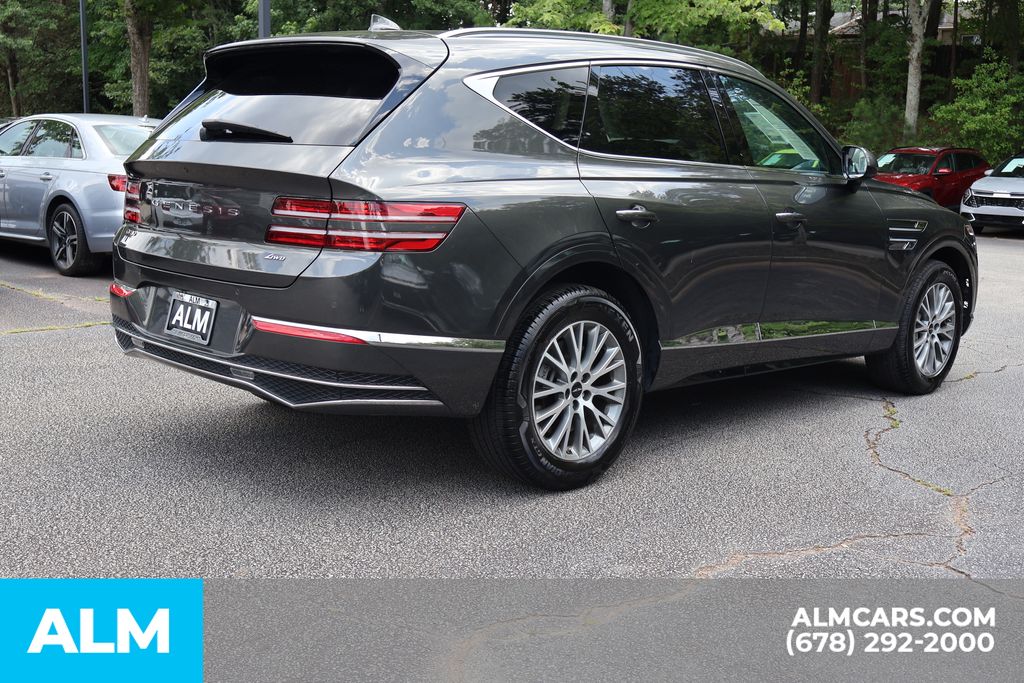 Used 2025 Gray Genesis 2.5T image 6