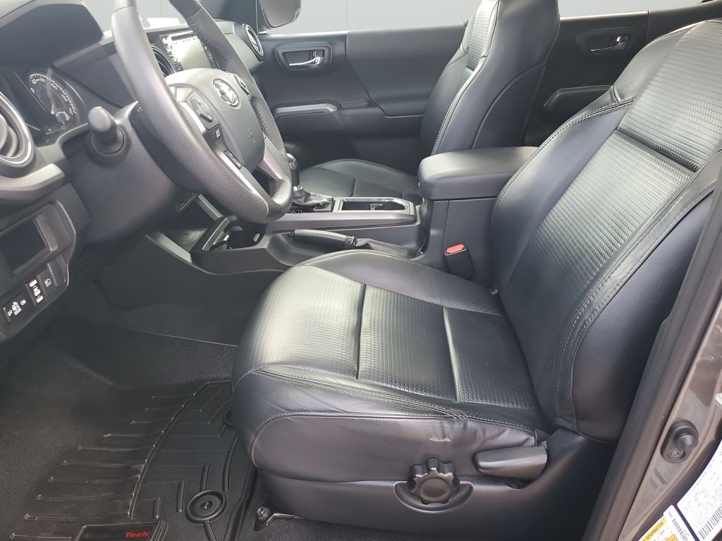 Used Car 2019 Toyota Tacoma  Trd Sport For Sale Under $40,000 In Austin, Texas
