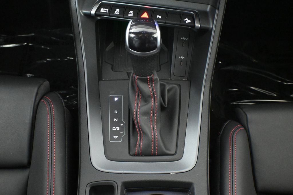 Thumbnail: 2025 Audi Q3 - 22