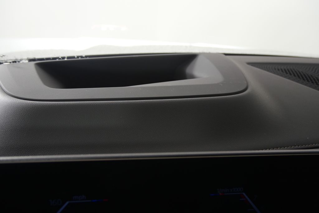 Thumbnail: 2026 BMW X6 - 19