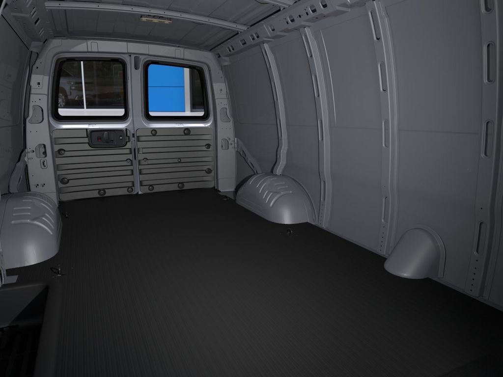 2026 Chevrolet Express 2500 — photo 17