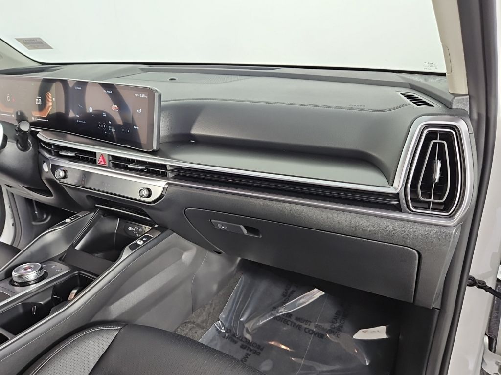 Thumbnail: 2025 Kia Sorento - 14