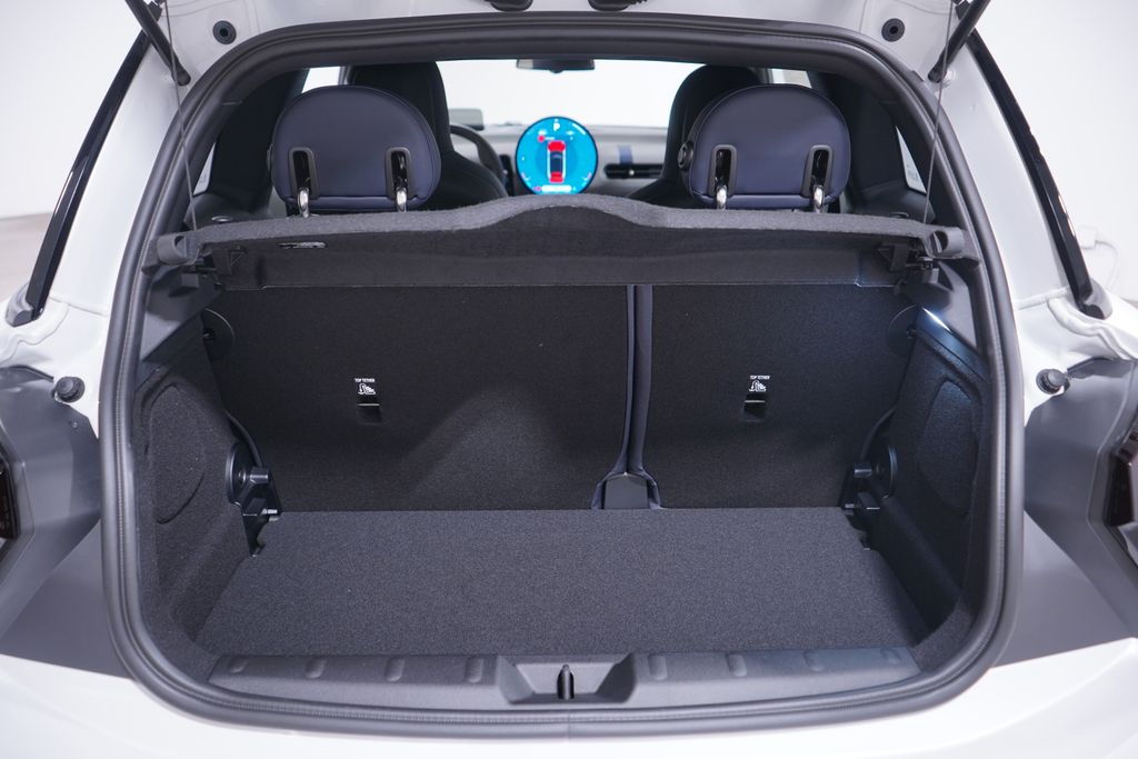 Thumbnail: 2026 MINI Cooper - 19