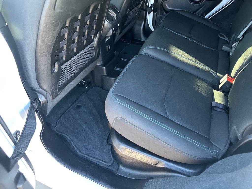 Used Car 2022 Jeep Wrangler  Unlimited Rubicon 4xe For Sale Under $35,000 In Austin, Texas