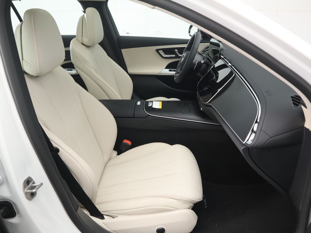 Thumbnail: 2026 Mercedes-Benz E-Class - 22