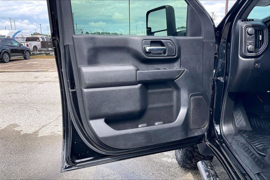 Used 2022 Chevrolet Silverado 2500HD Custom 4D Crew Cab