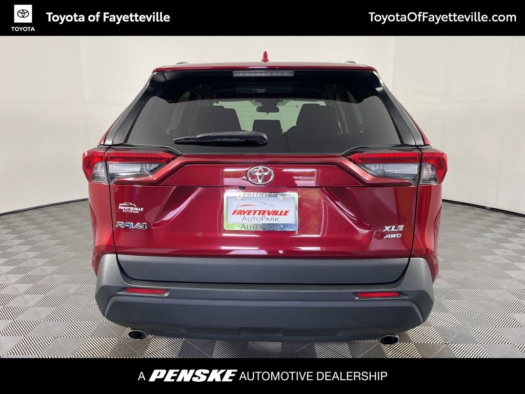 Thumbnail: 2023 Toyota RAV4 - 10
