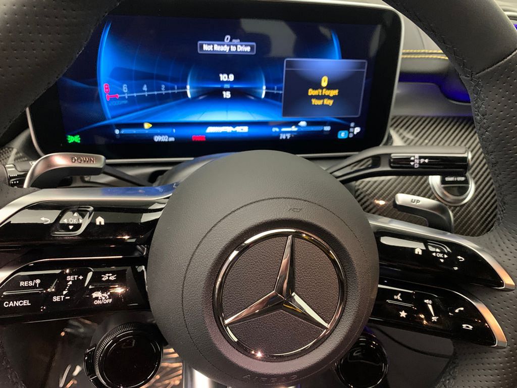 2024 Mercedes-Benz C-Class AMG C 63 27