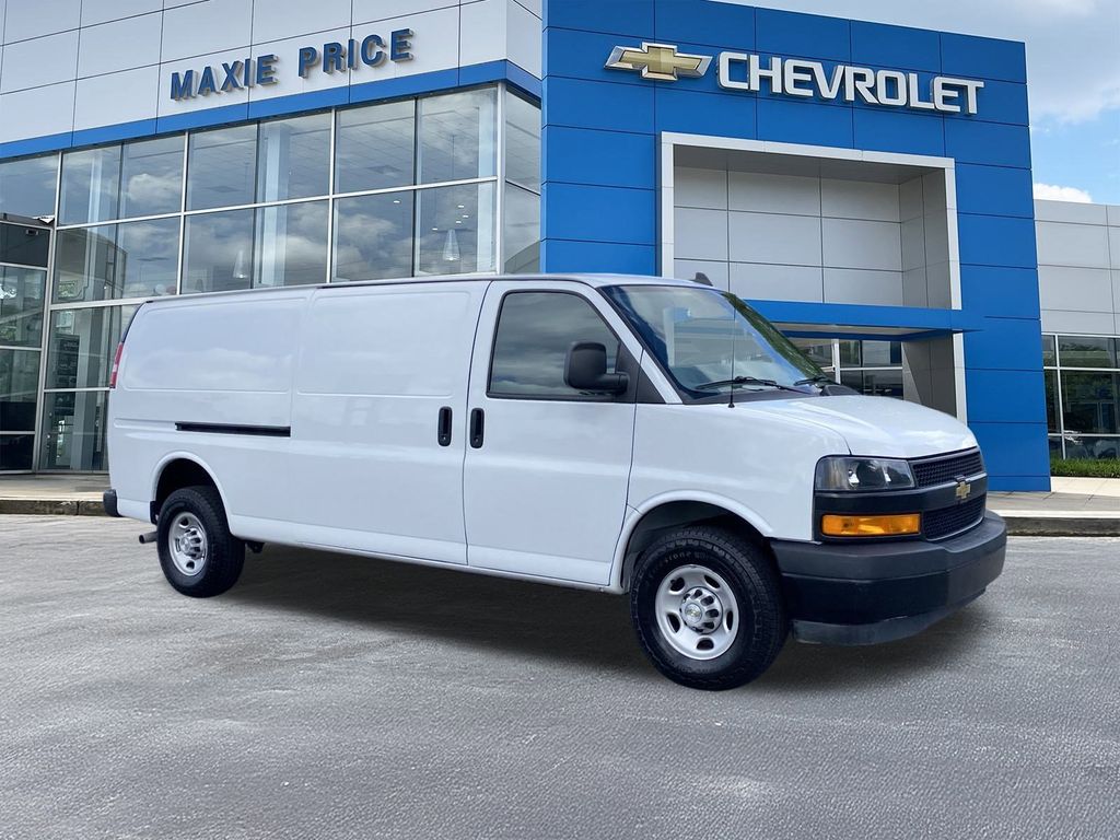 2023 Chevrolet Express Cargo