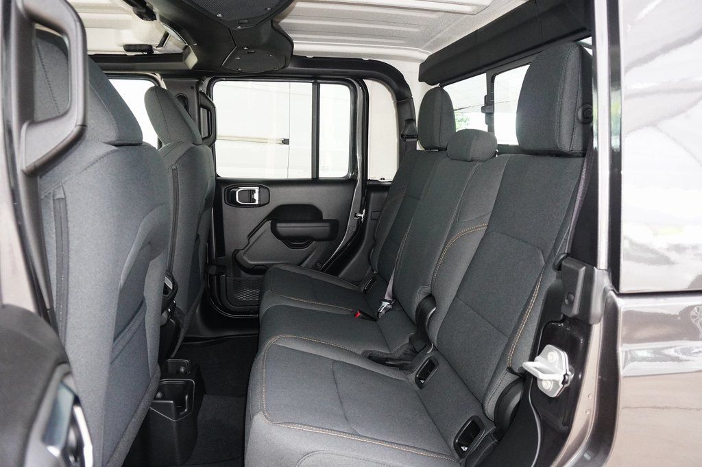 New Car 2025 Jeep Gladiator  Nighthawk For Sale Under $40,000 In Weatherford, Texas