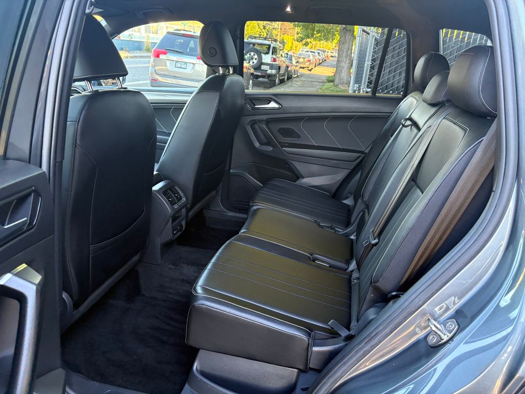 2022 Volkswagen Tiguan 2.0T SE R-Line Black