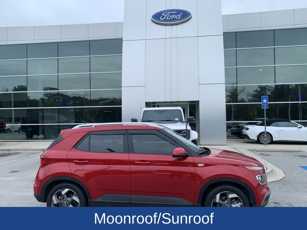 2023 Hyundai Venue SEL