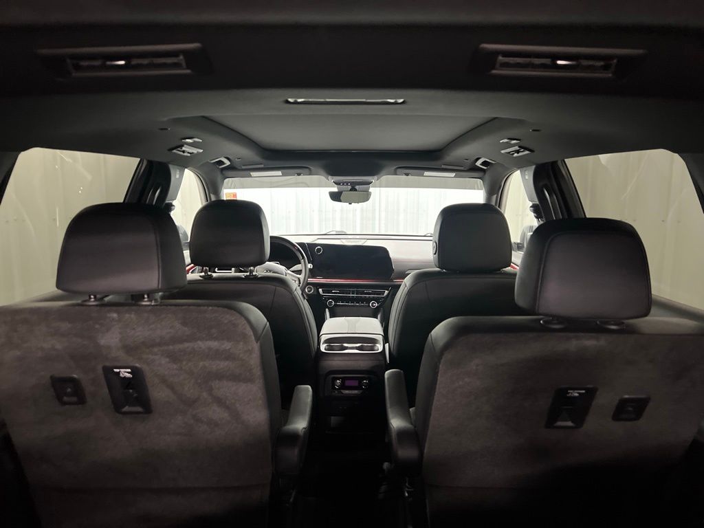2024 Chevrolet Traverse RS - 8