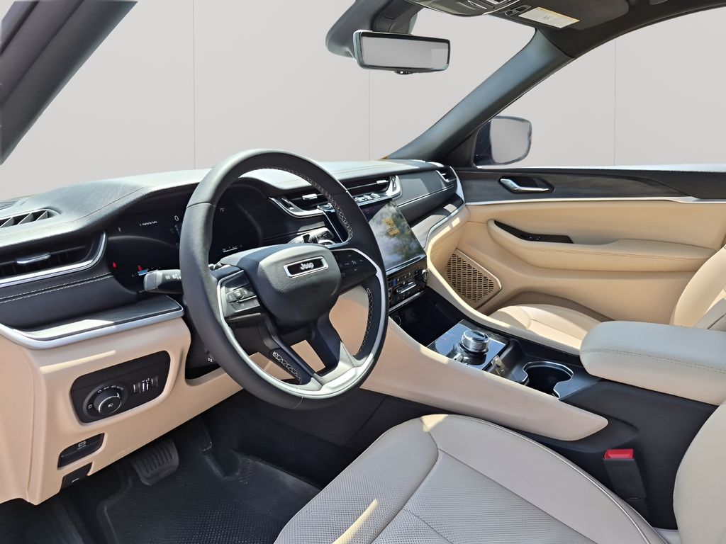 Used Car 2024 Jeep Grand Cherokee  Limited For Sale Under $35,000 In Austin, Texas