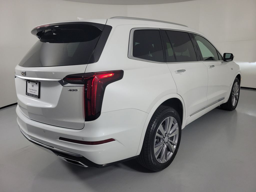 2024 Cadillac XT6 Premium Luxury - 3