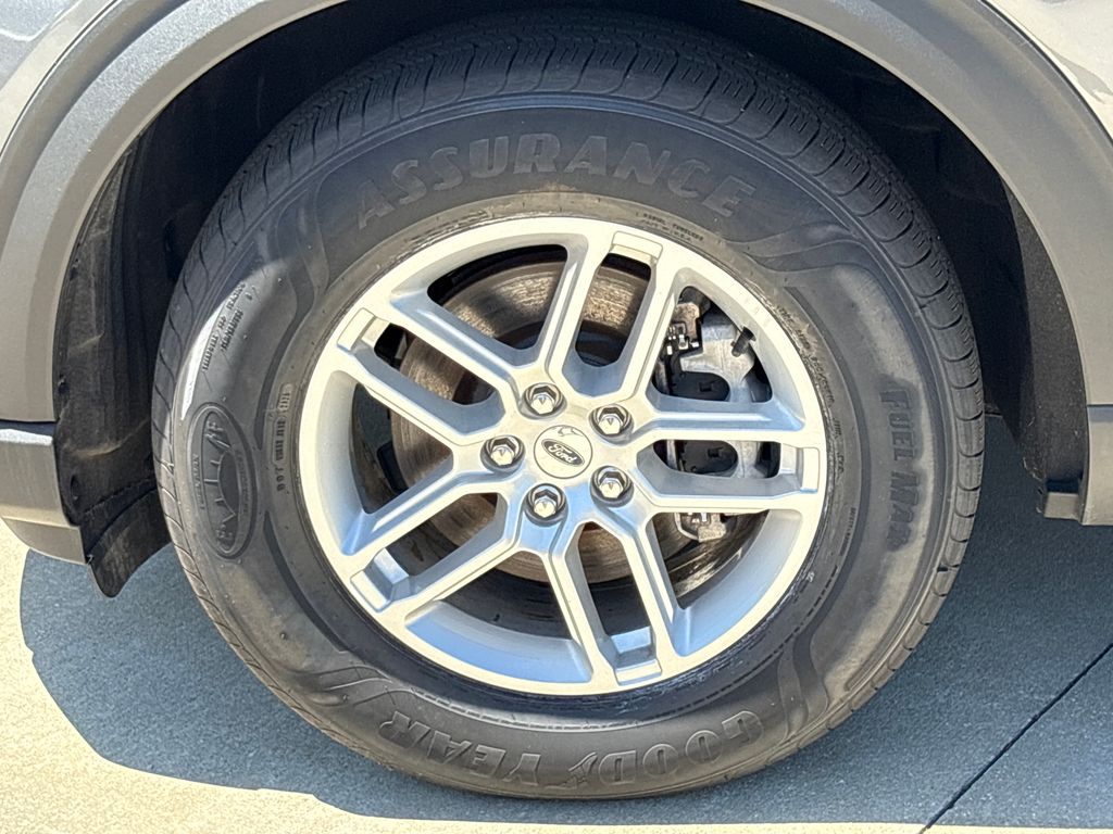 Certified Used 2025 Gray Ford Active image 21