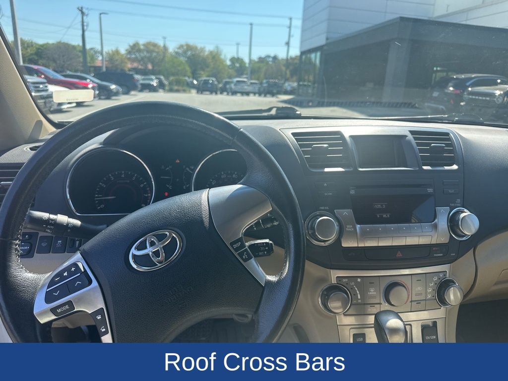 2011 Toyota Highlander SE V6