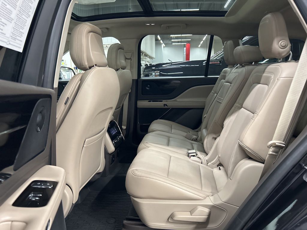 used 2020 Lincoln Aviator car, priced at $31,044