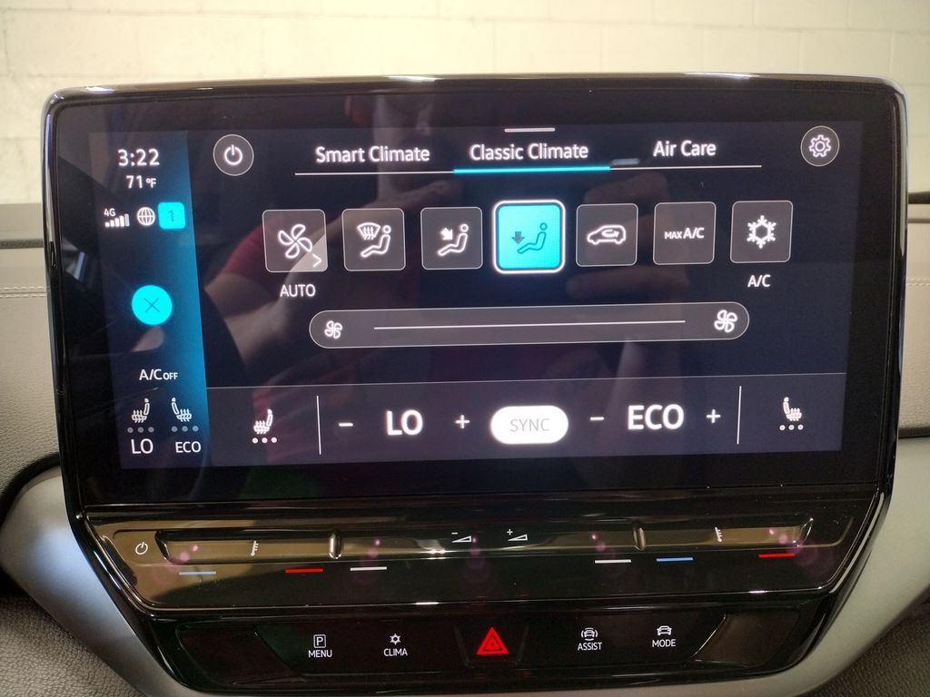 2023 Volkswagen ID.4 Pro
