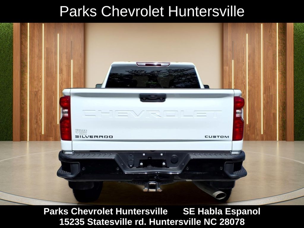 ChevroletSilverado 2500HD28