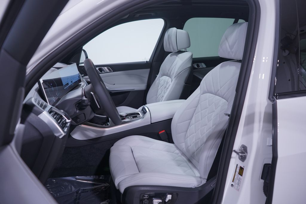2026 BMW X5 sDrive40i 7
