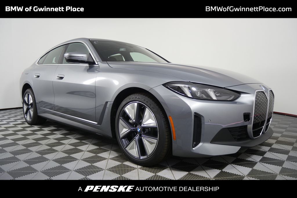 Thumbnail: 2025 BMW i4 - 1