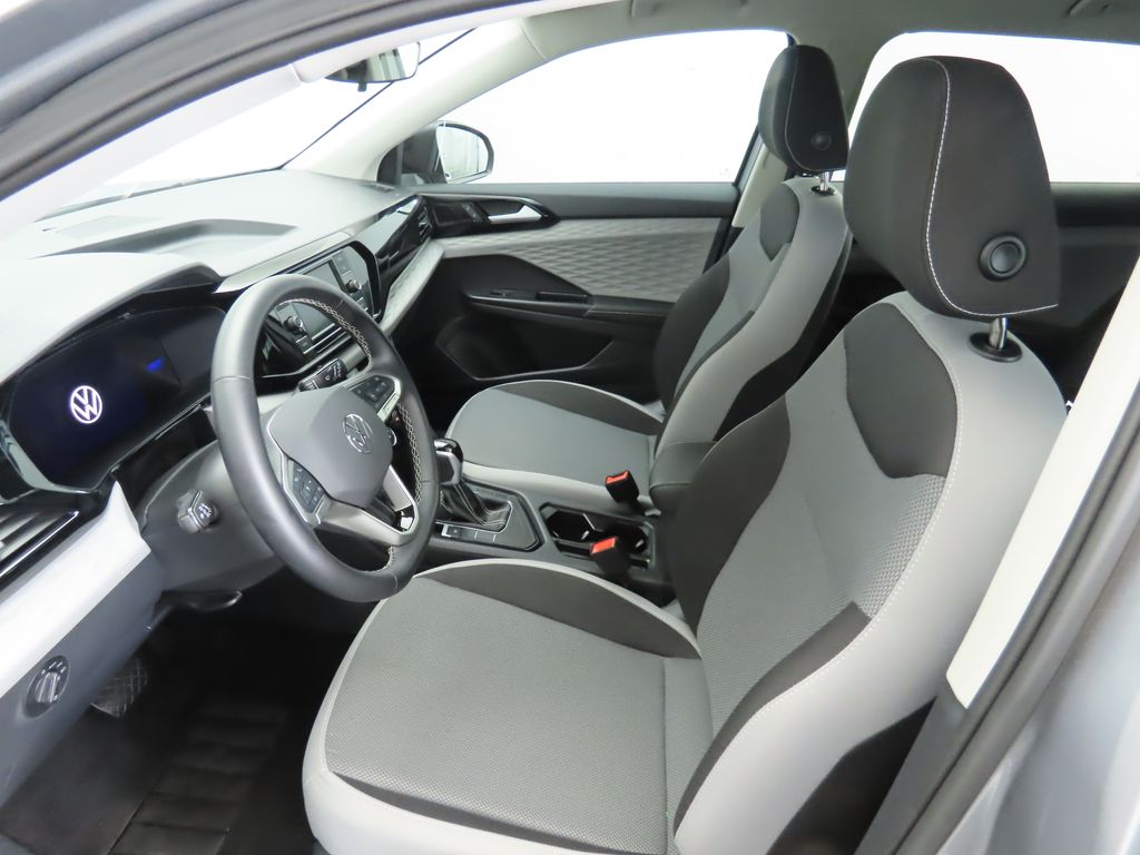 Thumbnail: 2024 Volkswagen Taos - 17